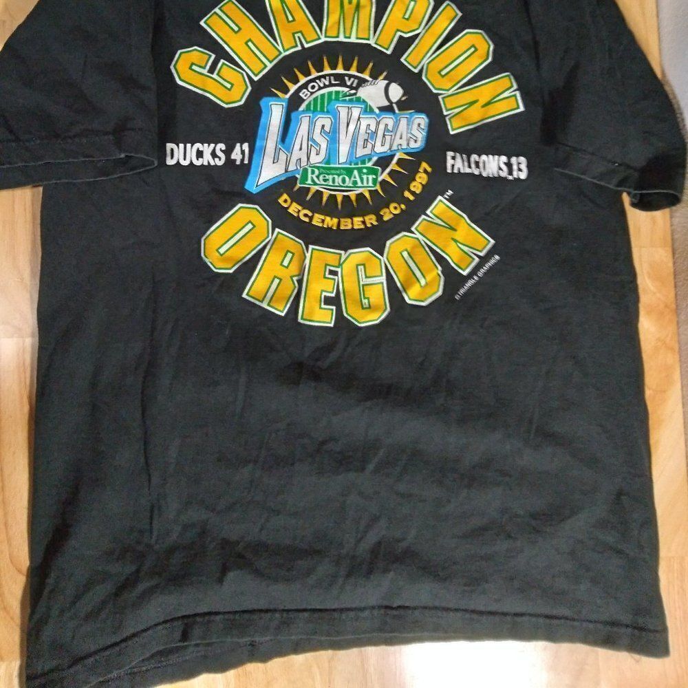 Vintage Oregon Ducks Champions Las Vegas Bowl T-Shirt - Picture 3 of 8
